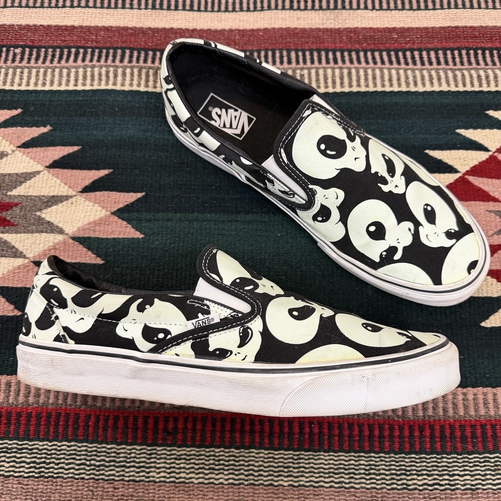 VANS Alien Ghosts Glow In The Dark Slip On Shoes Sz 12 Black Canvas Halloween